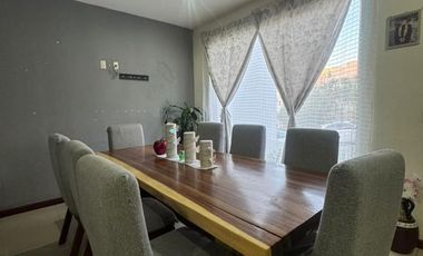 Casa para remodelar en Paseo del Parque, Tres Marías, Morelia