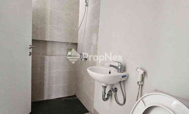 Rumah Wisata Bukit Mas Paddington, Minimalis 2 Lantai