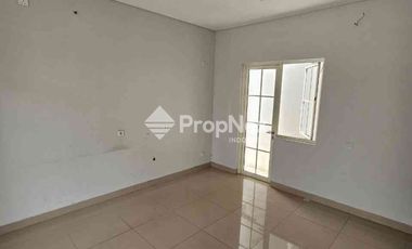 Rumah Wisata Bukit Mas Paddington, Minimalis 2 Lantai