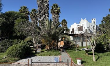 CASA DE ESTILO MEDITERRÁNEO CON DISEÑO ÚNICO | 160 m² CONSTRUIDOS EN PARCELA DE 1.200 m²