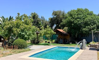 CASA DE ESTILO MEDITERRÁNEO CON DISEÑO ÚNICO | 160 m² CONST. EN PARCELA DE 1.200 m²