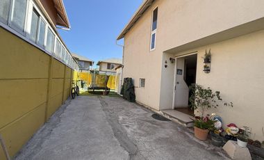 Preciosa Casa En Venta En Haras San Bernardo Con Piscina