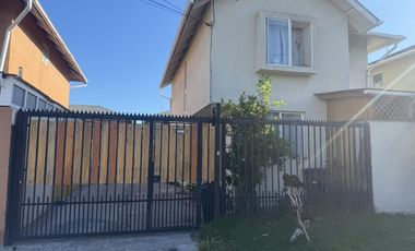 Preciosa Casa En Venta En Haras San Bernardo Con Piscina