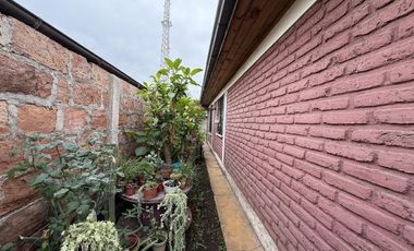 Se Vende Casa Material Solido, Terreno 250 M2, 6 Vehiculos