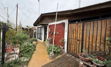 Se Vende Casa Material Solido, Terreno 250 M2, 6 Vehiculos