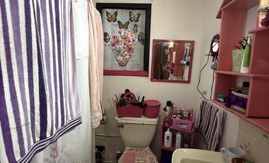 Se Vende Casa Material Solido, Terreno 250 M2, 6 Vehiculos