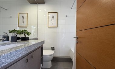 Se Vende Dpto.  Townhouse +un Estacionamiento+bodega 7807 Uf