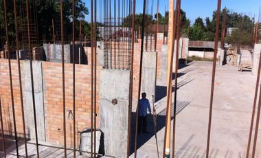 Vendo Proyecto Locales Comerciales 2240 M2