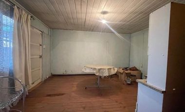 Casa En Venta En Lincoln Con Patio Y Bodega