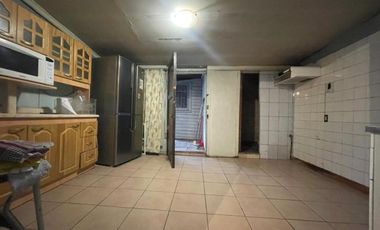 Casa En Venta En Lincoln Con Patio Y Bodega