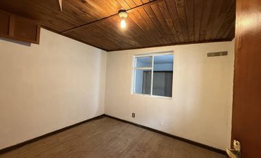 Se Vende Casa De 1 Piso, Buen Estado, Metro Camino Agricola