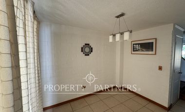 Arriendo Acogedora Casa de 2 Pisos en Peñaflor – Sector de Alta Plusvalía.