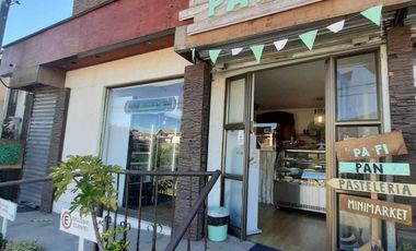 Pequeño local comercial en Strip Center, sector San Joaquin