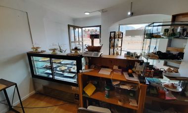 Pequeño local comercial en Strip Center, sector San Joaquin