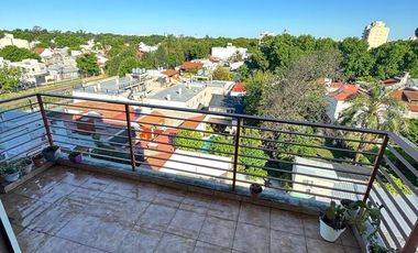 LUMINOSO 2 AMBIENTES CON BALCON