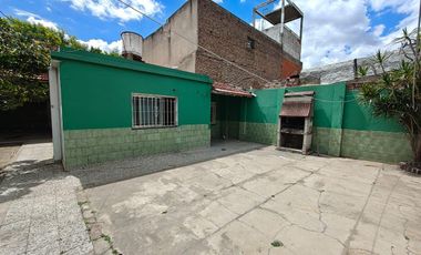 CASA 4 AMBIENTES ALQUILER EN MARCO AVELLANEDA 2526 (REMEDIOS DE ESCALADA)