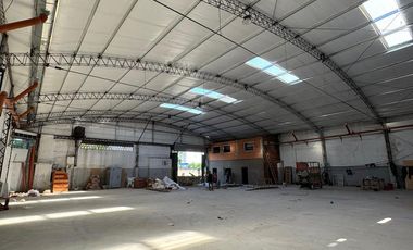 Galpón en Alquiler - 730m2 - Mixtura 3 - Barracas