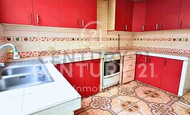 ¡VENDO CASA, 291M2, CERCA GALERIA CORONEL MENDOZA, 28 DE JULIO CERCADO DE TACNA,