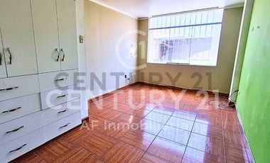 ¡VENDO CASA, 291M2, CERCA GALERIA CORONEL MENDOZA, 28 DE JULIO CERCADO DE TACNA,