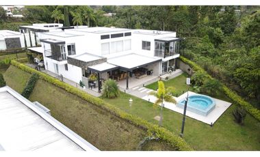 VENTA DE CASA CAMPESTRE EN CIRCASIA, QUINDO, COLOMBIA