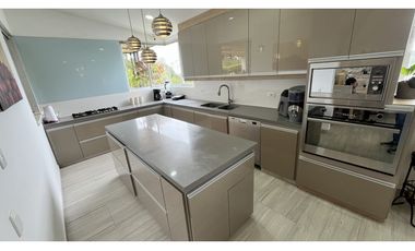 VENTA DE CASA CAMPESTRE EN CIRCASIA, QUINDO, COLOMBIA