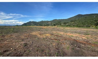 Lote en venta en unidad cerrada via san Antonio la ceja Yarumo