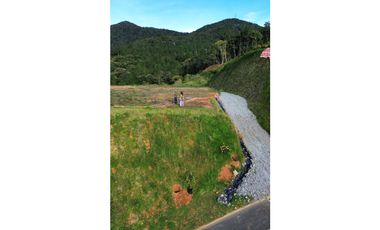 Lote en venta en unidad cerrada via san Antonio la ceja Yarumo