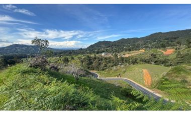 Lote en venta vía san Antonio la ceja sector el Yarumo en unidad cerra