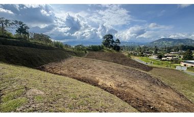 Venta de lote en unidad cerrada via san Antonio la ceja sector el Yaru
