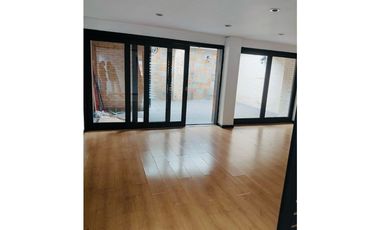 Apartamento Dúplex en Arriendo en Laureles