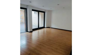 Apartamento Dúplex en Arriendo en Laureles