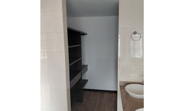 Apartamento Dúplex en Arriendo en Laureles