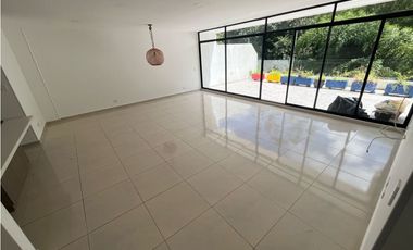 Se Arrienda Apartamento - Sector Av 19