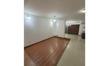 Casa en Venta 3 Niveles Medianera en Cartago Valle