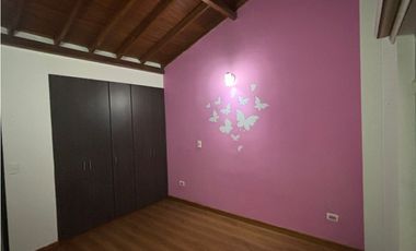 Casa en Venta 3 Niveles Medianera en Cartago Valle