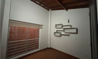 Casa en Venta 3 Niveles Medianera en Cartago Valle