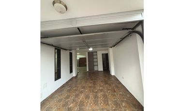 Casa en Venta 3 Niveles Medianera en Cartago Valle
