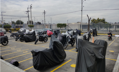 GIA 288. Apartamento en venta-Torres de Zuame Pinares - Funza