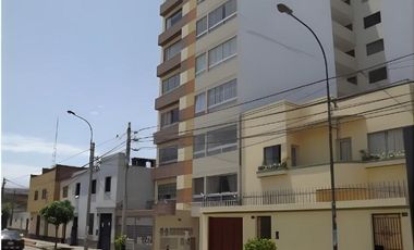 VENTA DE DEPARTAMENTO EN URB SANTA BEATRIZ-LIMA
