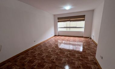 VENTA DE DEPARTAMENTO EN URB SANTA BEATRIZ-LIMA