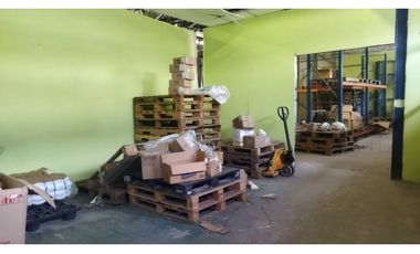 Se Alquila Galera en La Loceria