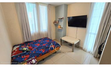 Apartamento en Venta - Bella Vista -182m2- 2 parkings -1 deposito