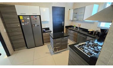 Apartamento en Venta - Bella Vista -182m2- 2 parkings -1 deposito