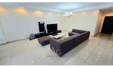 Apartamento en Venta - Bella Vista -182m2- 2 parkings -1 deposito