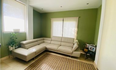 CASA EN CLAYTON EN EMBASSY CLUB 4 RECAMARAS LINEA BLANCA CV