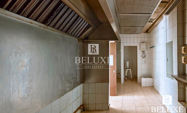 ALQUILER DE LOCAL COMERCIAL EN BALBOA BOUTIQUE, AV BALBOA (12)