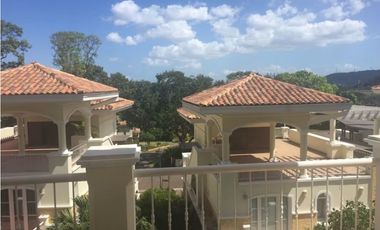 VENTA APARTAMENTO COCOLI 133 M2 TUCAN COUNTRY CLUB MLD