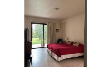 BAJO DE PRECIO!!! HERMOSA CASA EN VENTA BARRIO RINCÓN DE ARAOZ