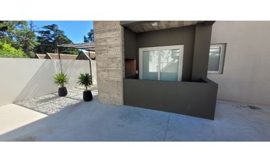 DPTO EN PINAMAR EN OPORTUNIDAD EN INMEJORABLE VALOR!!!!