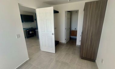 Departamento nuevo en renta Intercity Riscos con alberca, parque canino y persianas.